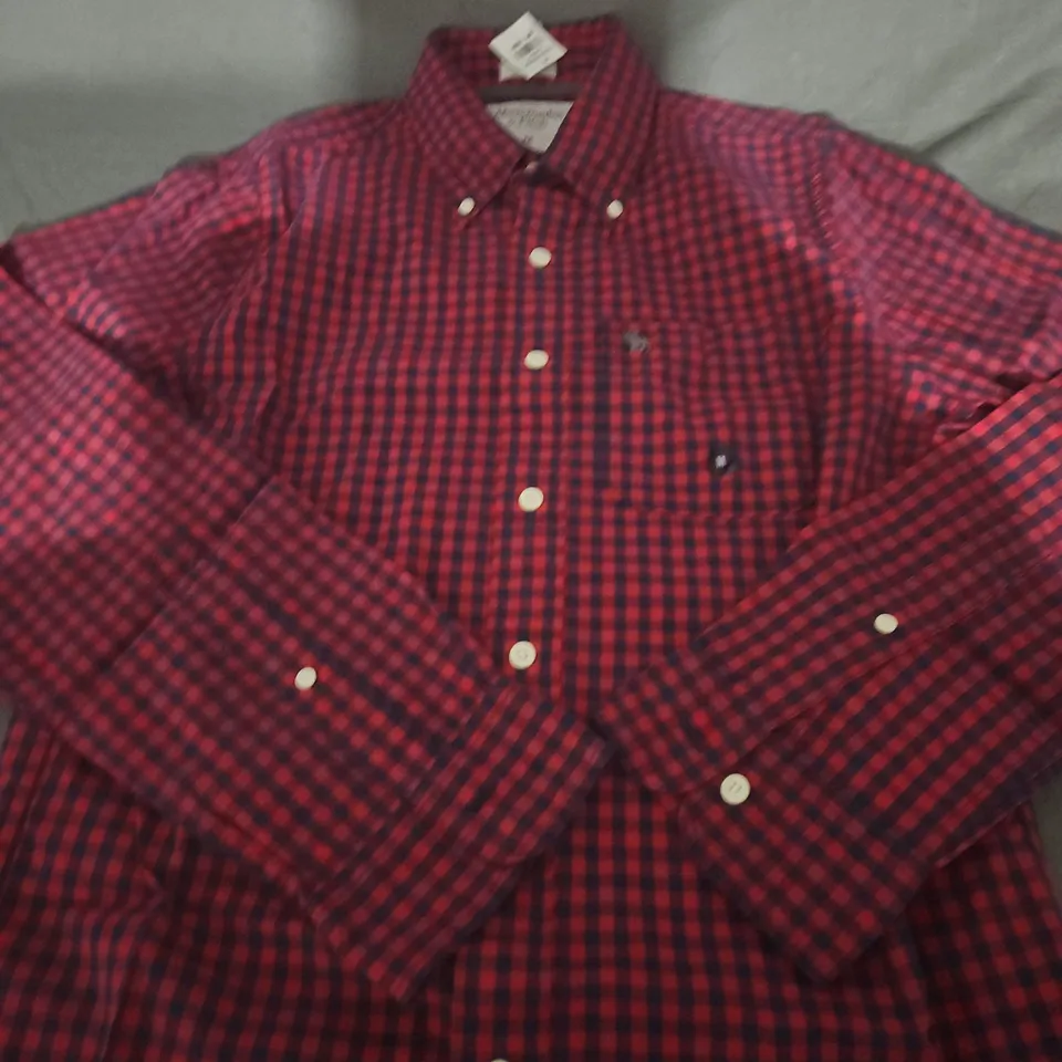 ABERCROMBIE & FITCH RED & BLACK CHECK SHIRT, MEN'S, SIZE M