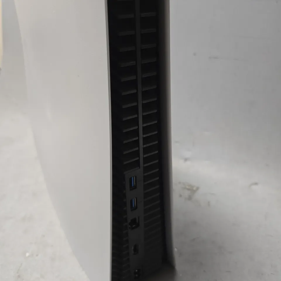 SONY PLAYSTATION 5 WITH DISC TRAY