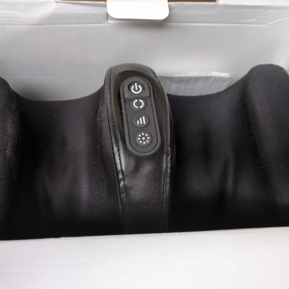 BOXED FOOT MASSAGER IN BLACK
