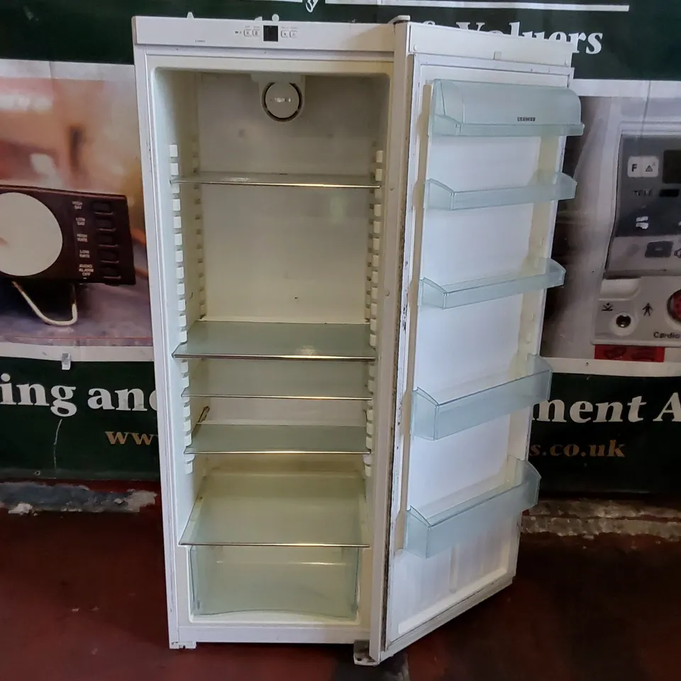 LIEBHERR K-3620 FREESTANDING FRIDGE - WHITE 