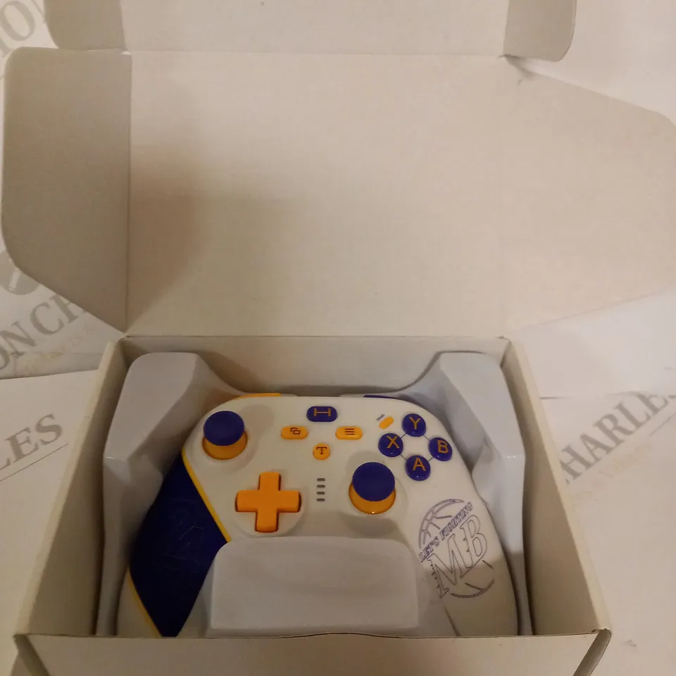 LETS FIGHTING / KOBE BRYANT DESIGNED XBOX CONTROLLER 
