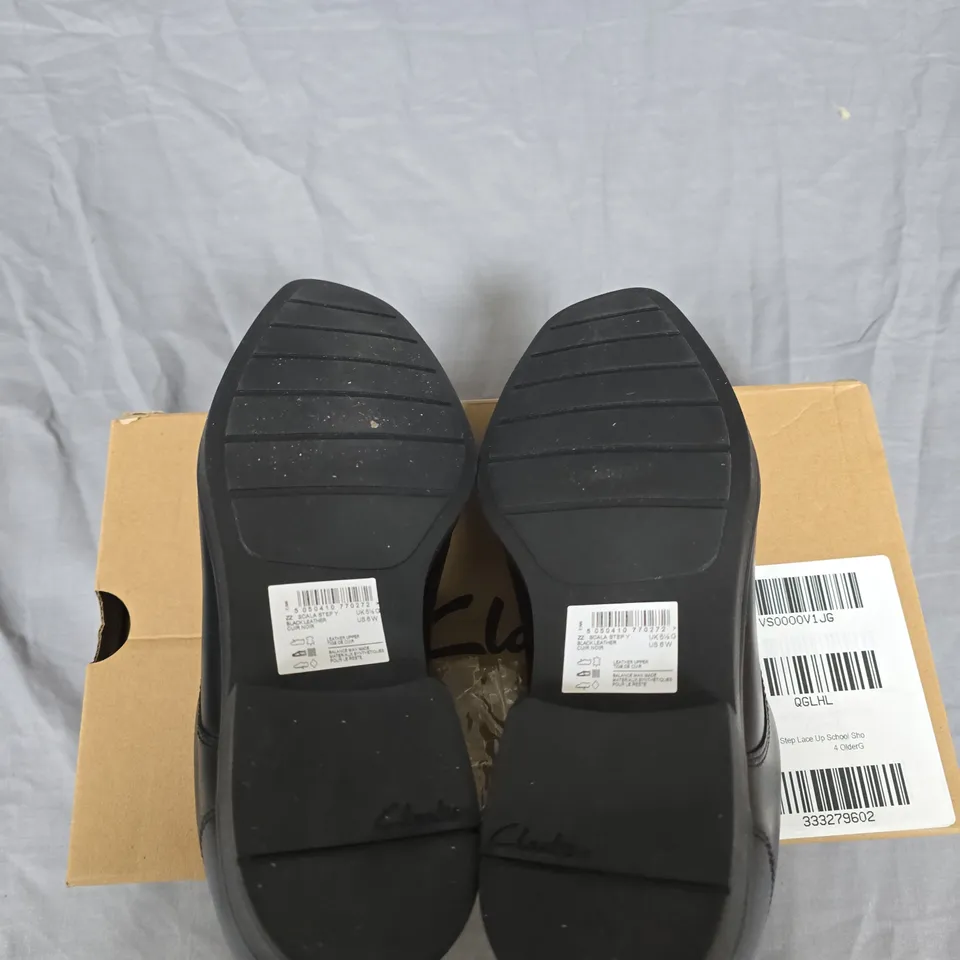 CLARKS SCALA STEP Y BLACK LEATHER SHOES – UK 5.5 (EU 39) – MEN’S DRESS SHOES