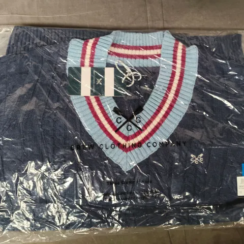 BAGGED CREW CLOTHING COMPANY CRICKET CABLE KNIT JUMPER IN NAVY SIZE 10