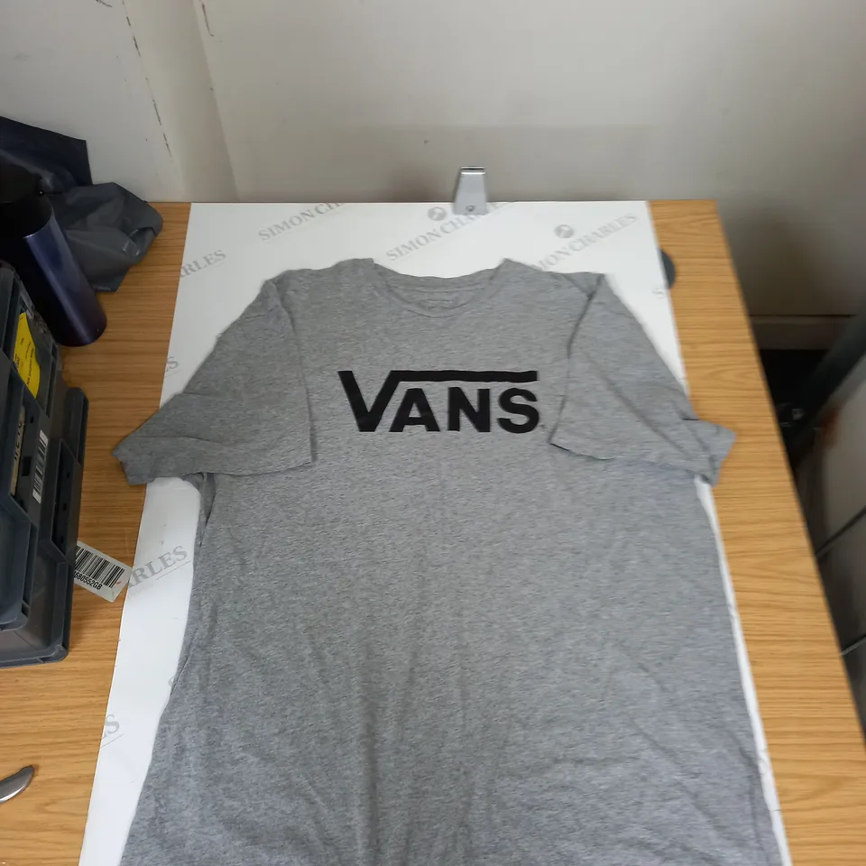 MENS VANS GREY T-SHIRT SIZE LARGE