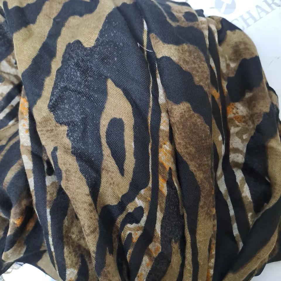 FRANK USHER ANIMAL PRINT SPARKLE FOIL LIGHTWEIGHT SCARF - BROWN