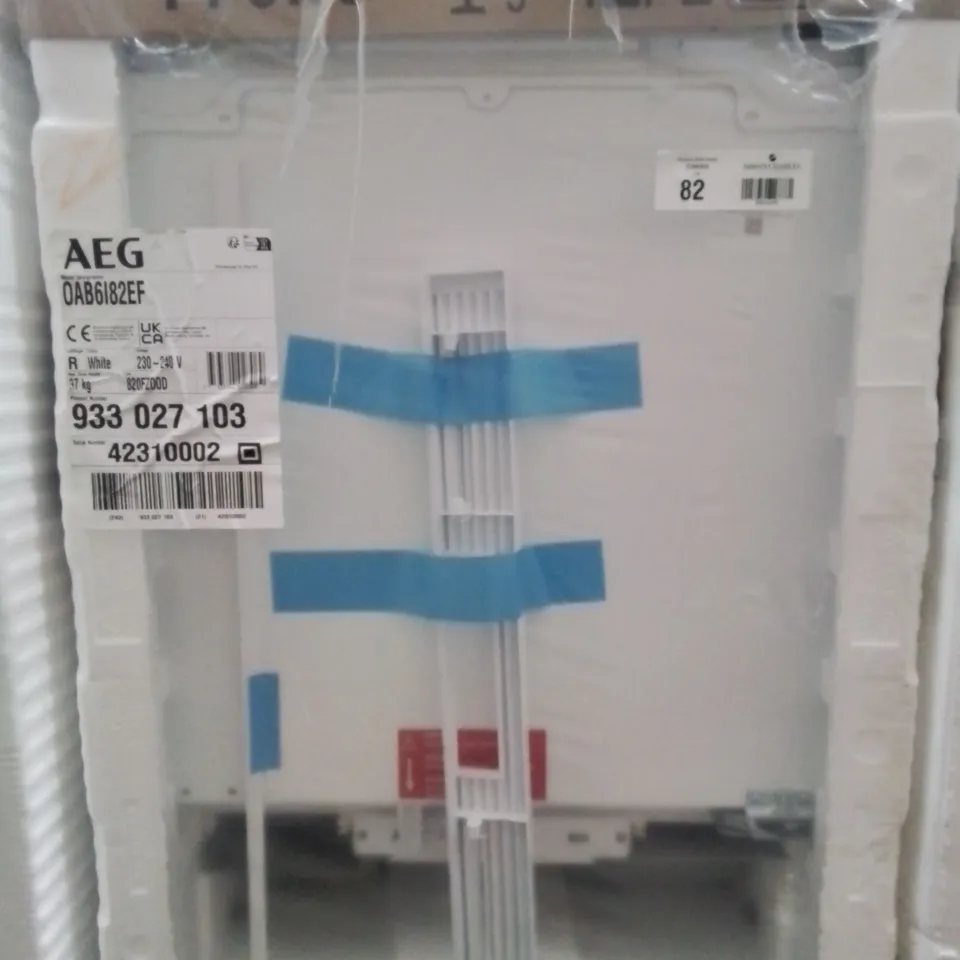 AEG OAB6I82EF 6000 95L CAPACITY INTEGRATED FREEZER - WHITE