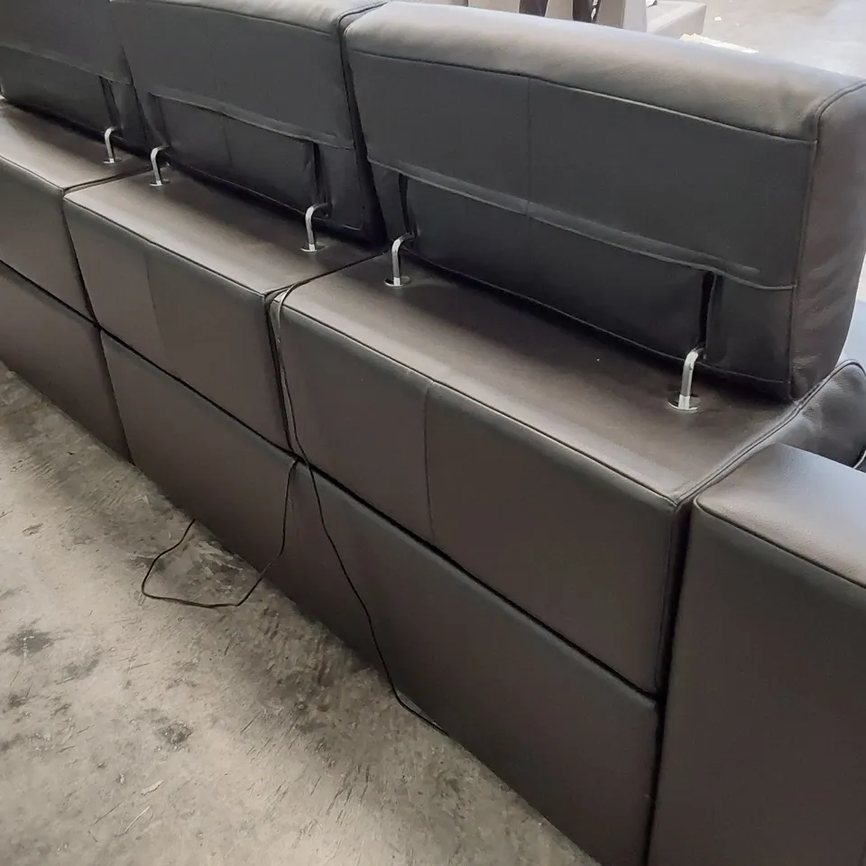 QUALITY ITALIAN DESIGNER MAESTRALE POWER RECLINING THREE SEATER SOFA WITH ADJUSTABLE HEADRESTS BLACK LEATHER 