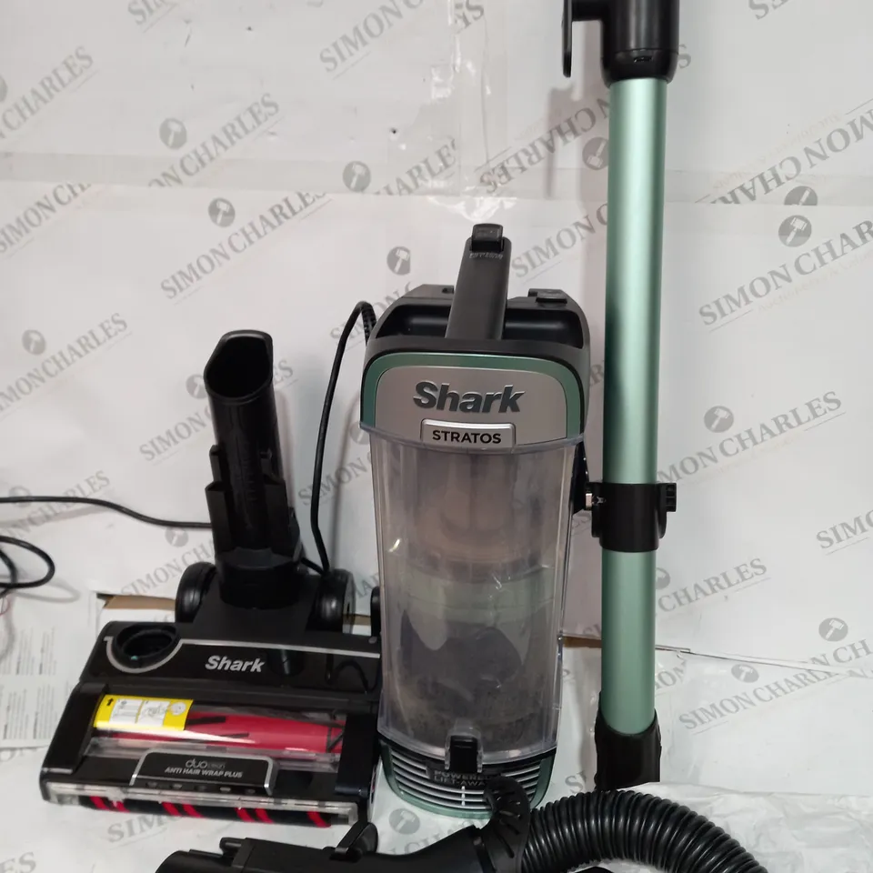 SHARK STRATOS UPRIGHT VACUUM CLEANER WITH PET-TOOL & CAR KIT NZ860UK - COLLECTION ONLY