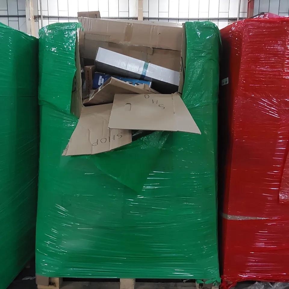 PALLET OF ASSORTED CONSUMER PRODUCTS TO INCLUDE: OFFICE CHAIR, KITCHEN FAUCETS, LAPTOP TRAY, TOY ARCHERY SET, GAMING MOUSE PADS ECT