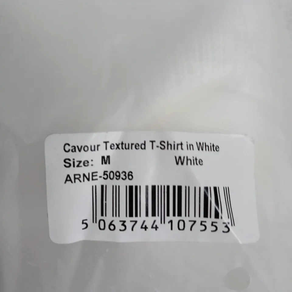 ARNE CAVOUR TEXTURED T-SHIRT IN WHITE – SIZE M (MEN'S)