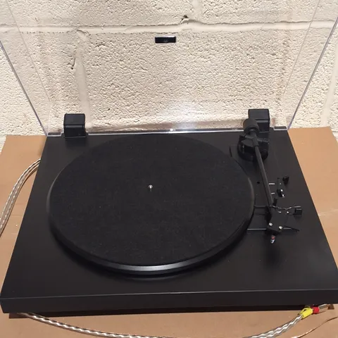 PROJECT A1 TURNTABLE IN BLACK 
