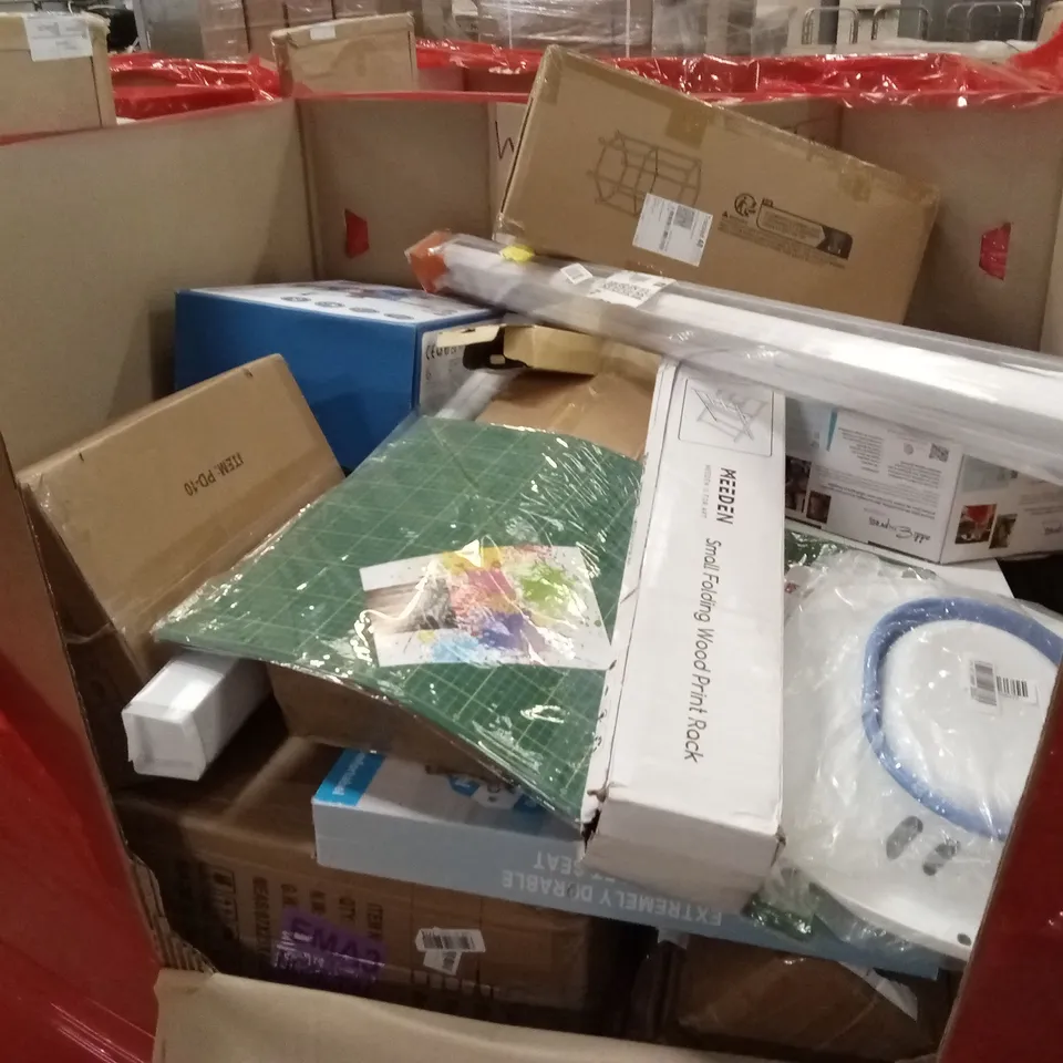 PALLET OF ASSORTED HOUSEHOLD GOODS AND PRODUCTS TO INCLUDE; KIDS PLAY PRODUCTS, CUTTING MAT, FOLDING PRINT RACK, BLIND ETC