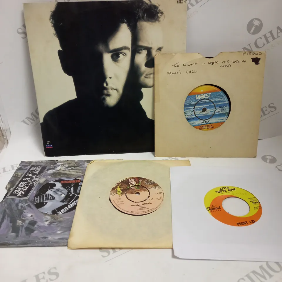 APPROXIMATLEY 16 X ASSORTED MUSIC VINYL'S. SIZES & ARTISTS VARY 