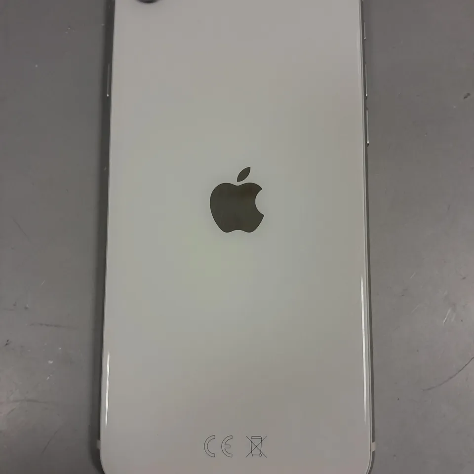 APPLE IPHONE SE IN WHITE