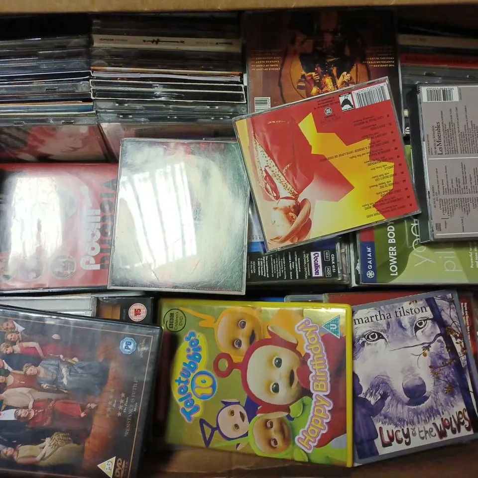 BOX OF APPROX 30 ASSORTED CDS AND DVDS TO INCLUDE ANNIE LENNOX, STRIKING OUT AND FAITH NO MORE