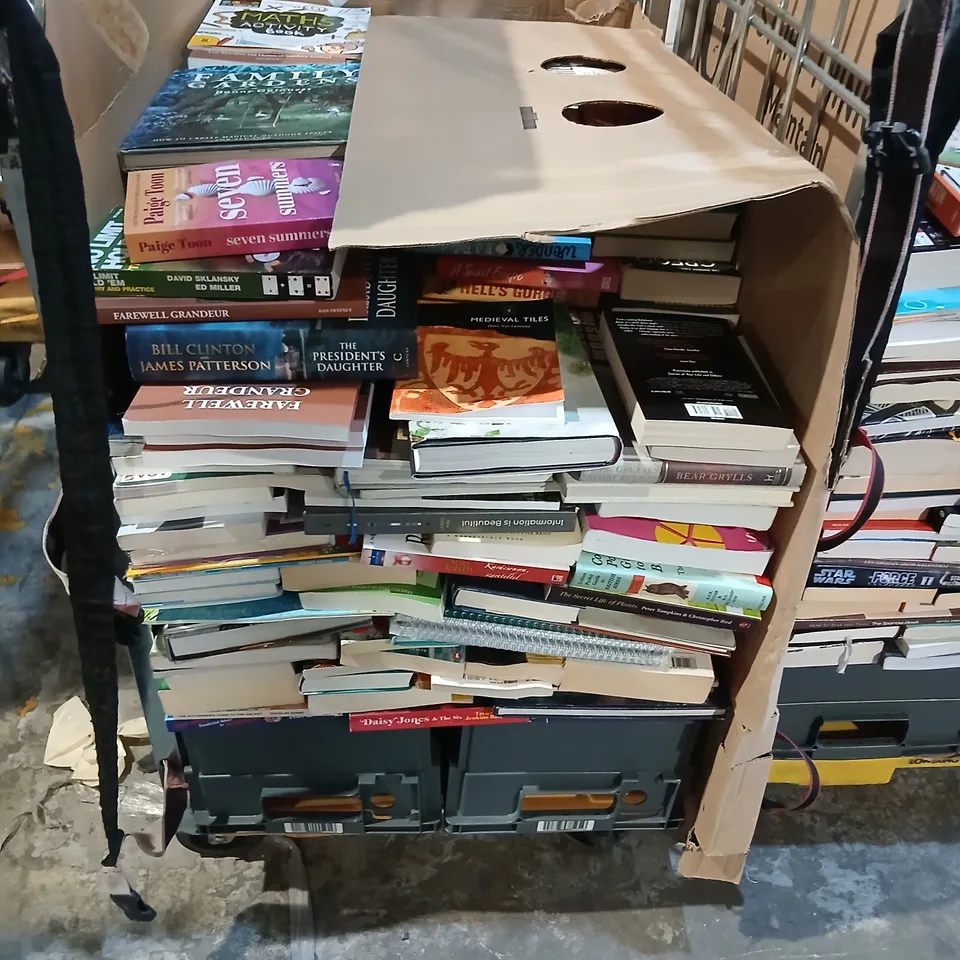 LARGE QUANTITY OF ASSORTED BOOKS TO INCLUDE EDUCATIONAL, COOKBOOKS, FICTION ETC - COLLECTION ONLY