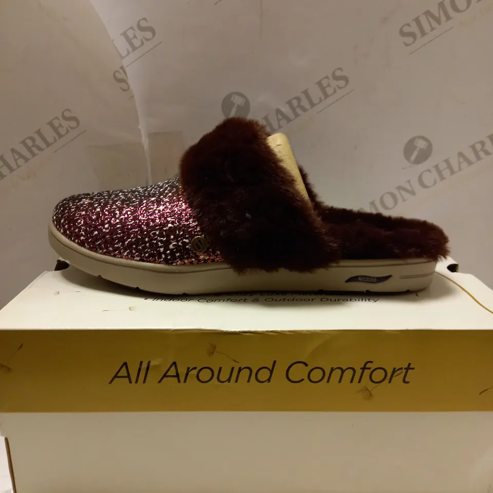 SKECHERS BURGUNDY ARCH SLIP ON SHOES - SIZE 5