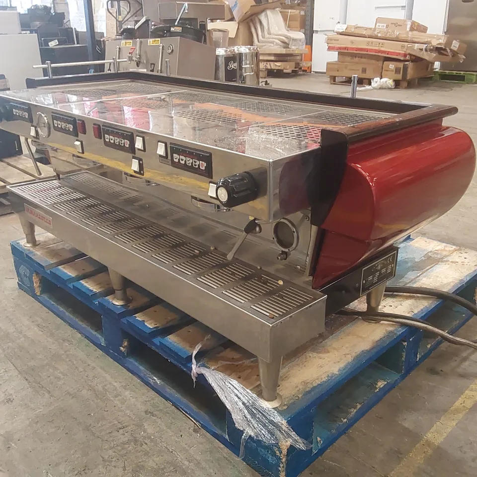 LA MARZOCCO FB70 4 GROUP COMMERCIAL COFFEE MACHINE