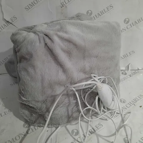 COZEE HOME VELVETSOFT HEATED THROW IN LIGHT GREY
