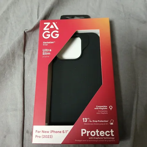 BOX OF APPROXIMATELY 40 ZAGG MANHATTAN SNAP ULTRA SLIM MAGSAFE CASE FOR IPHONE 6.1" PRO (2023)