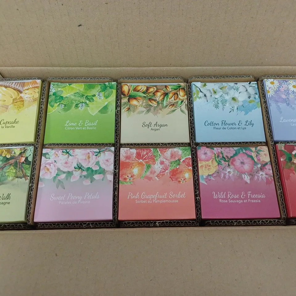 LOT OF 10 PRICE'S CANDLES SCENTED CANDLES. 170G PER CANDLE. ASSORTED SCENTS