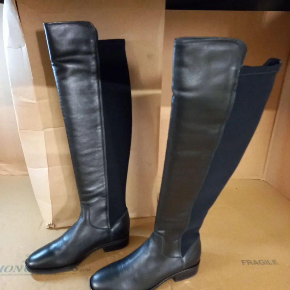 PAIR OF CLARKS KNEE HIGH BOOTS IN BLACK - UK 4.5 D