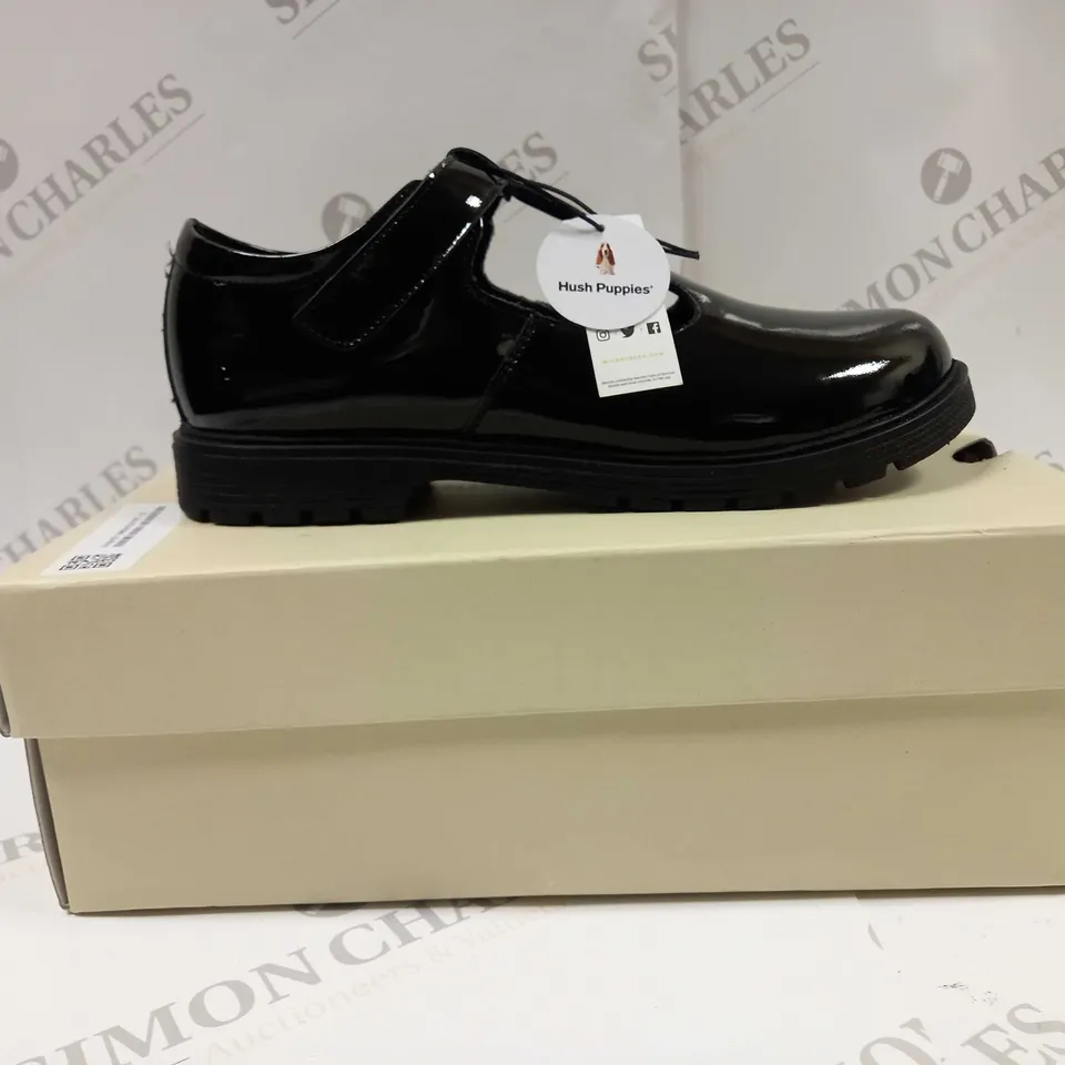 BOXED PAIR OF HUSH PUPPIES GRACIE PATENT SHOES UK SIZE 5 