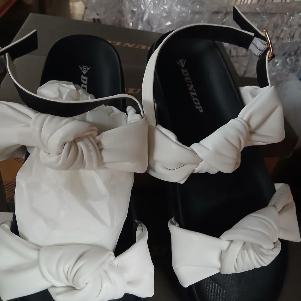 DUNLOP BILLIE DLP118 WHITE SANDALS – UK 6