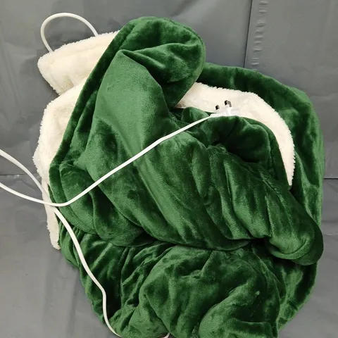 ELECTRIC HEATED DOUBLE LAYER SHERPA BLANKET IN GREEN