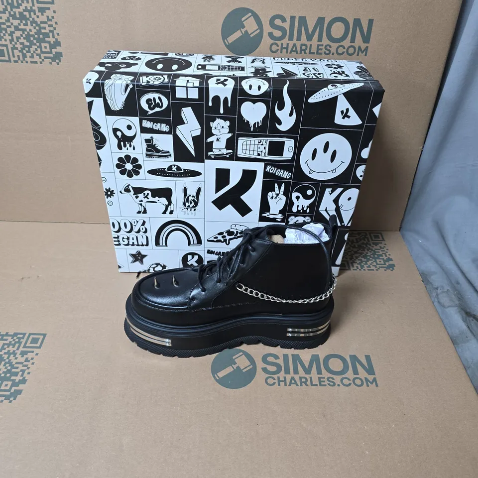 BOXED KOI THE SILENCE PLATFORM GRUNGE BOOTS BLACK UK SIZE 7 