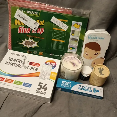 APPROXIMATELY 12 ASSORTED HOUSEHOLD ITEMS TO INCLUDE ACRYLIC PAINT PENS, 9 WATT PLS BULB, SCENTED CANDLES, ETC