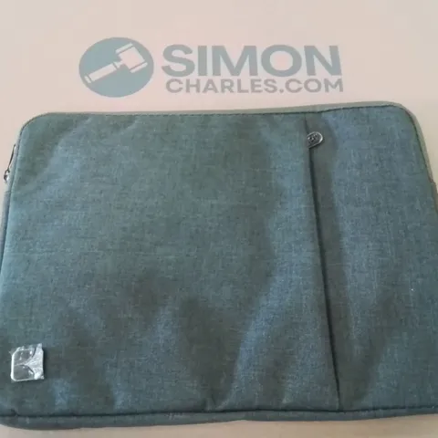 BOX TO CONTAIN APPROXIMATELY 15 LAPTOP CASE SLEEVE 