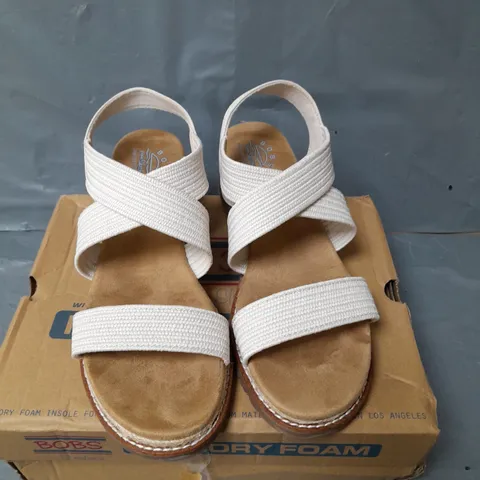 BOBS FROM SKECHERS UPTOWN SANDALS - OFF WHITE - SIZE 7
