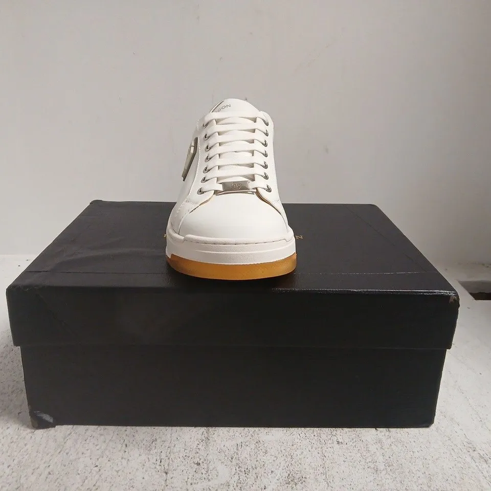 BOXED PAIR OF PHILIPP PLEIN RUNNER ICONIC SHOES IN WHITE SIZE 43