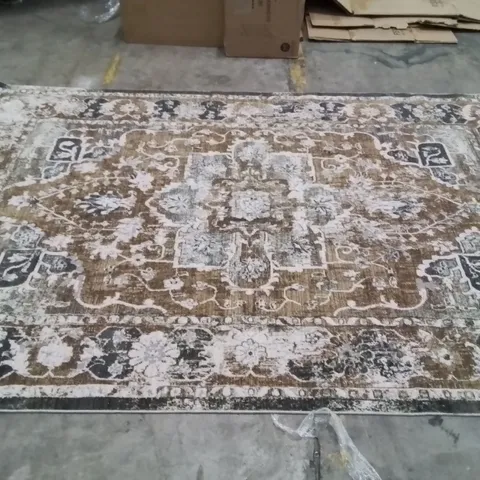 QUALITY DESIGNER AREA RUG // APPROX SIZE: 200 X 310 cm