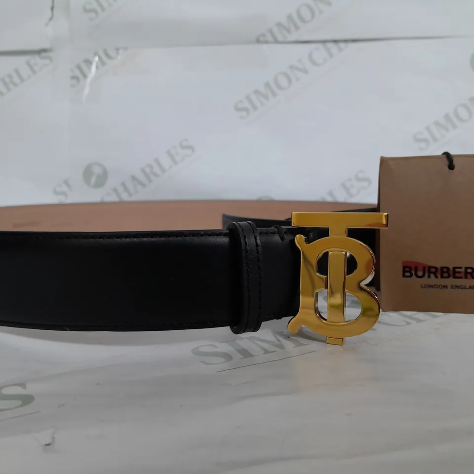 BURBERRY WOMENS BLACK LEATHER BELT MEDIUM
