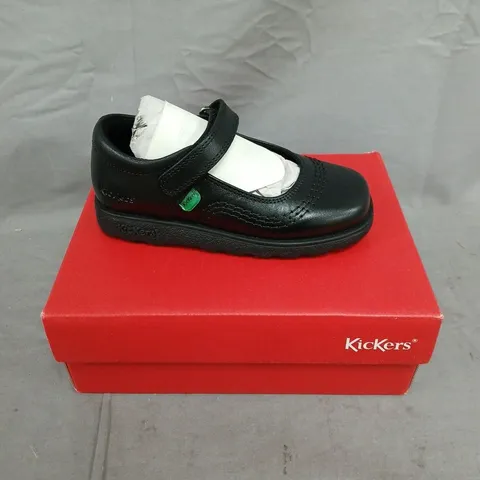 BOXED PAIR OF CHILDRENS KICKERS FRAGMA SHOES - CHILDRENS 9 