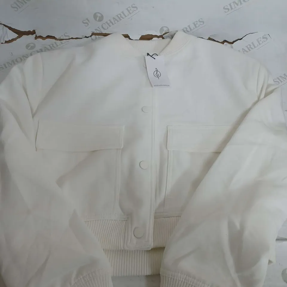 STRADIVARIUS WHITE BUTTON UP JACKET - LARGE