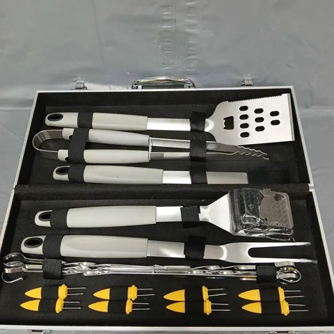 BBQ GRILL 7PCE UTENSIL SET IN GREY - COLLECTION ONLY