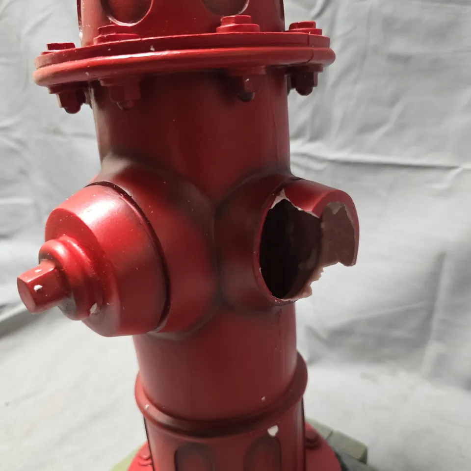 LULINO RED FIRE HYDRANT STATUE - COLLECTION ONLY