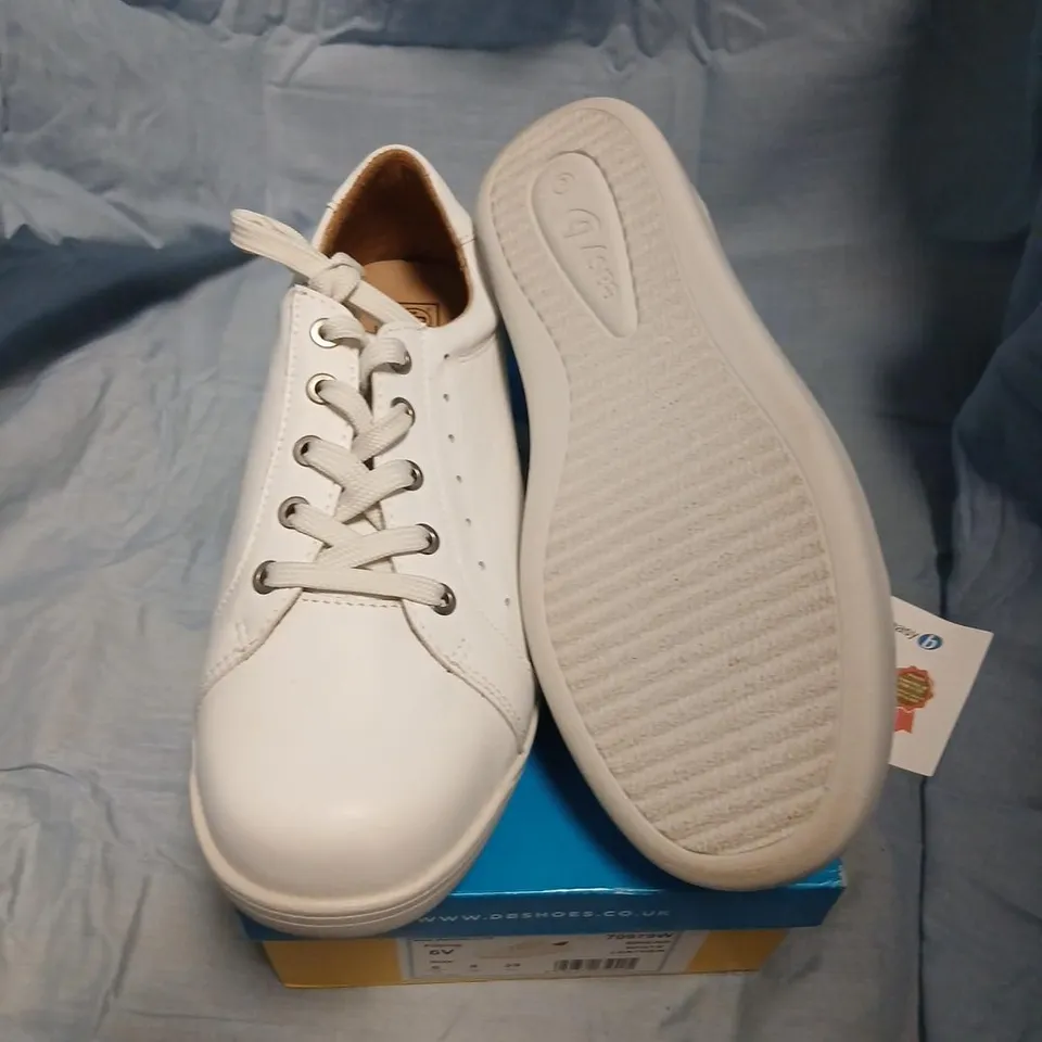 DB SHOES SINEAD WHITE LEATHER SNEAKERS – UK 6