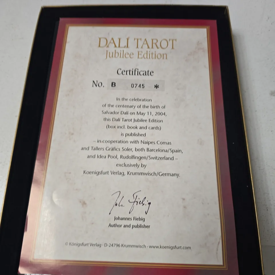 DALI TAROT JUBILEE EDITION – CARD DECK & BOOK IN PRESENTATION BOX