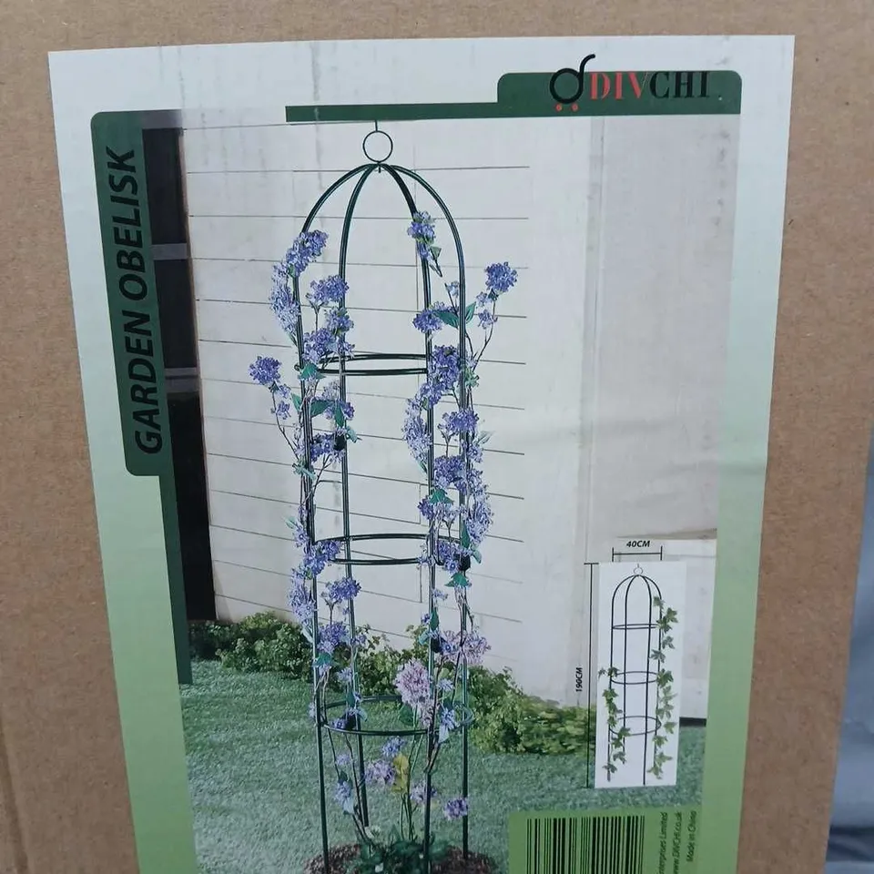 3 BOXED DIVCHI GARDEN OBELISKS IN BLACK