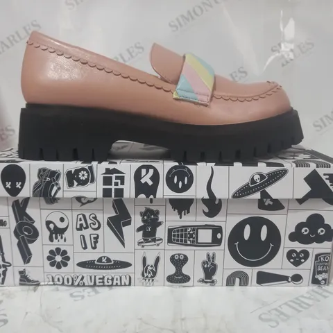 BRAND NEW BOXED PAIR OF KOI VEGAN LEATHER FIELD OF FLUFFS LOAFERS IN PINK UK SIZE 7