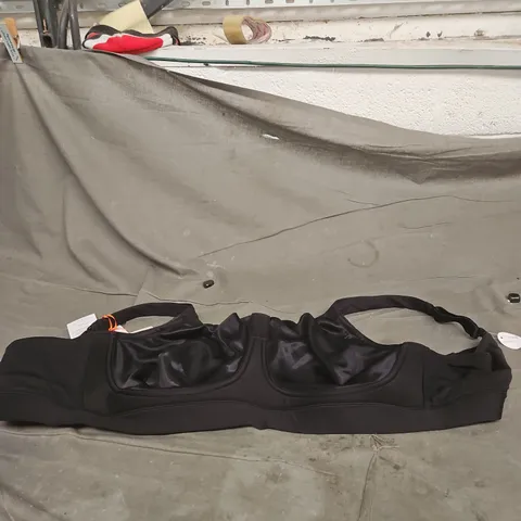 BRAVISSIMO FREEDOM NON WIRED SPORTS BRA 40F WITH TAGS