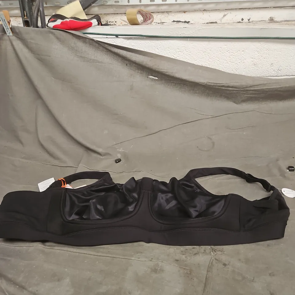 BRAVISSIMO FREEDOM NON WIRED SPORTS BRA 40F WITH TAGS