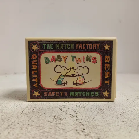 MAILEG BABY TWINS – TWO PLUSH MICE IN MATCHBOX-STYLE PACKAGING