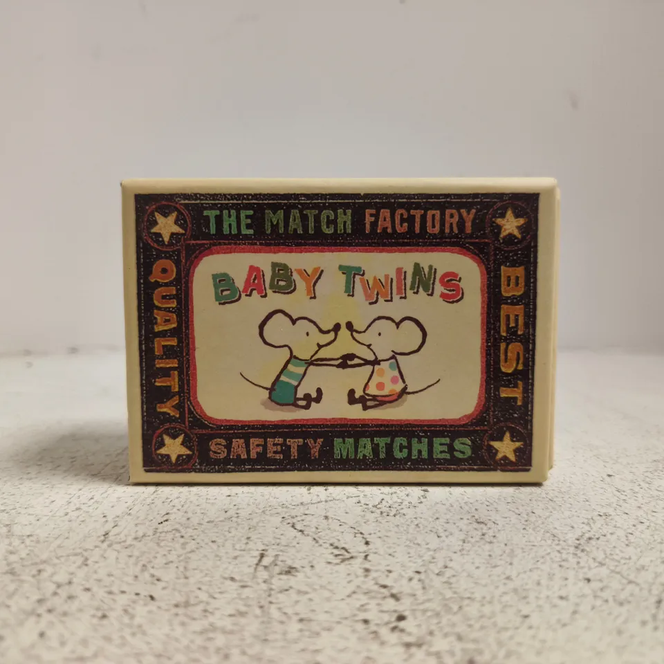MAILEG BABY TWINS – TWO PLUSH MICE IN MATCHBOX-STYLE PACKAGING