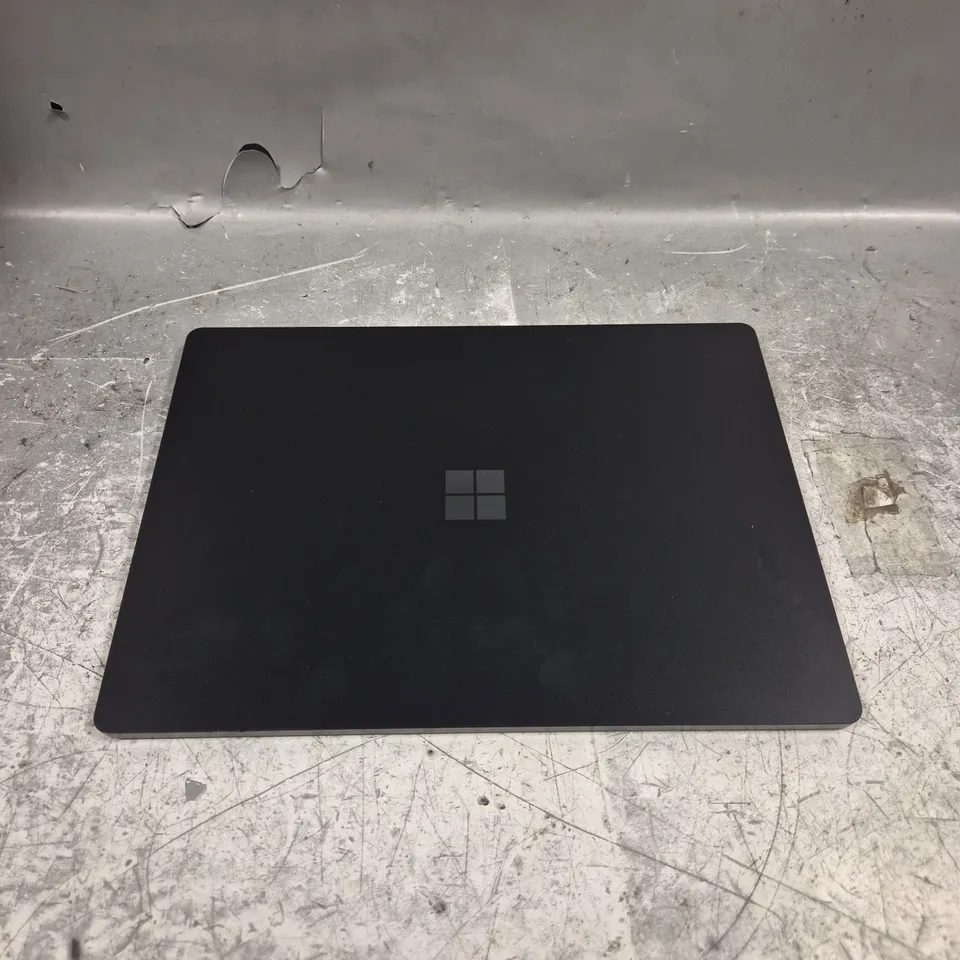 MICROSOFT SURFACE 1951 LAPTOP 