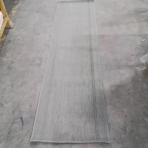 QUALITY DESIGNER AREA RUG - APPROXIMATELY 230X60CM